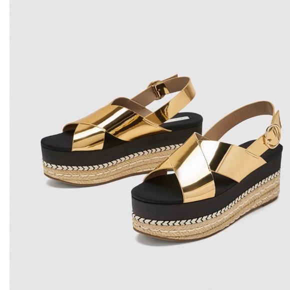 🚫SOLD🚫 [ZARA] GORGEOUS GOLD CRISS-CROSS WEDGES - Picture 4 of 4